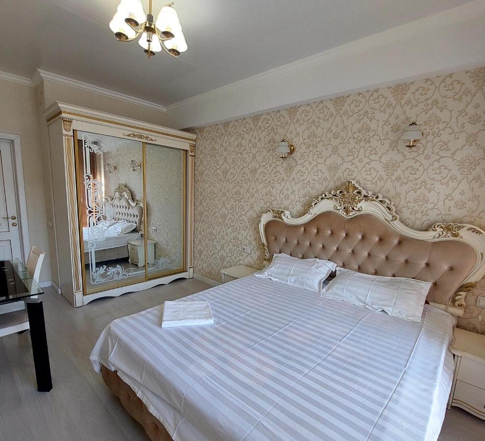 Elite Apartment In Street Mederova 50 Biszkek Zewnętrze zdjęcie
