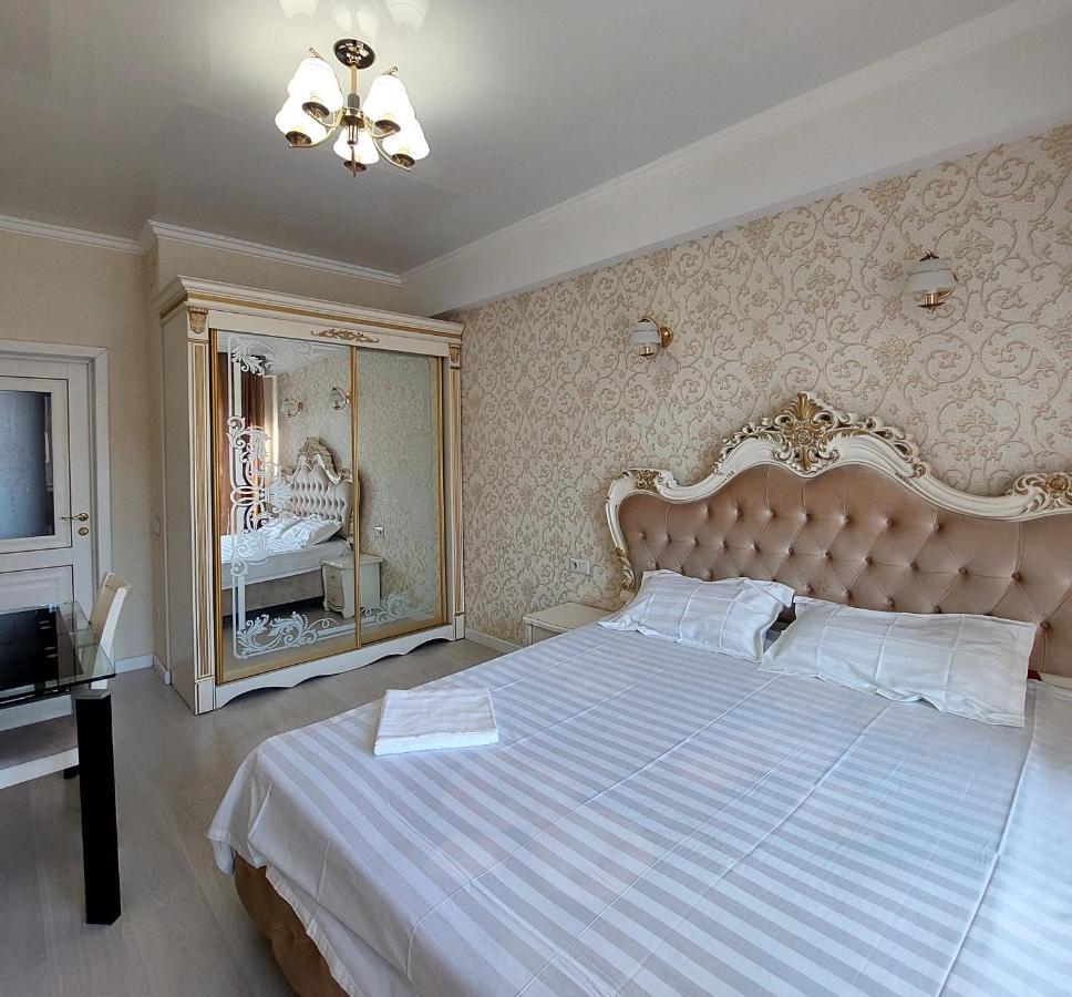 Elite Apartment In Street Mederova 50 Biszkek Zewnętrze zdjęcie